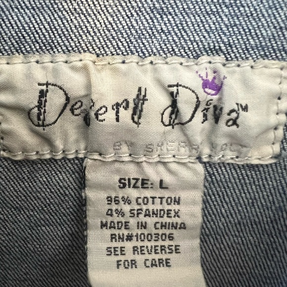 Desert Diva Denim Jacket Size Large - Picture 4 of 4